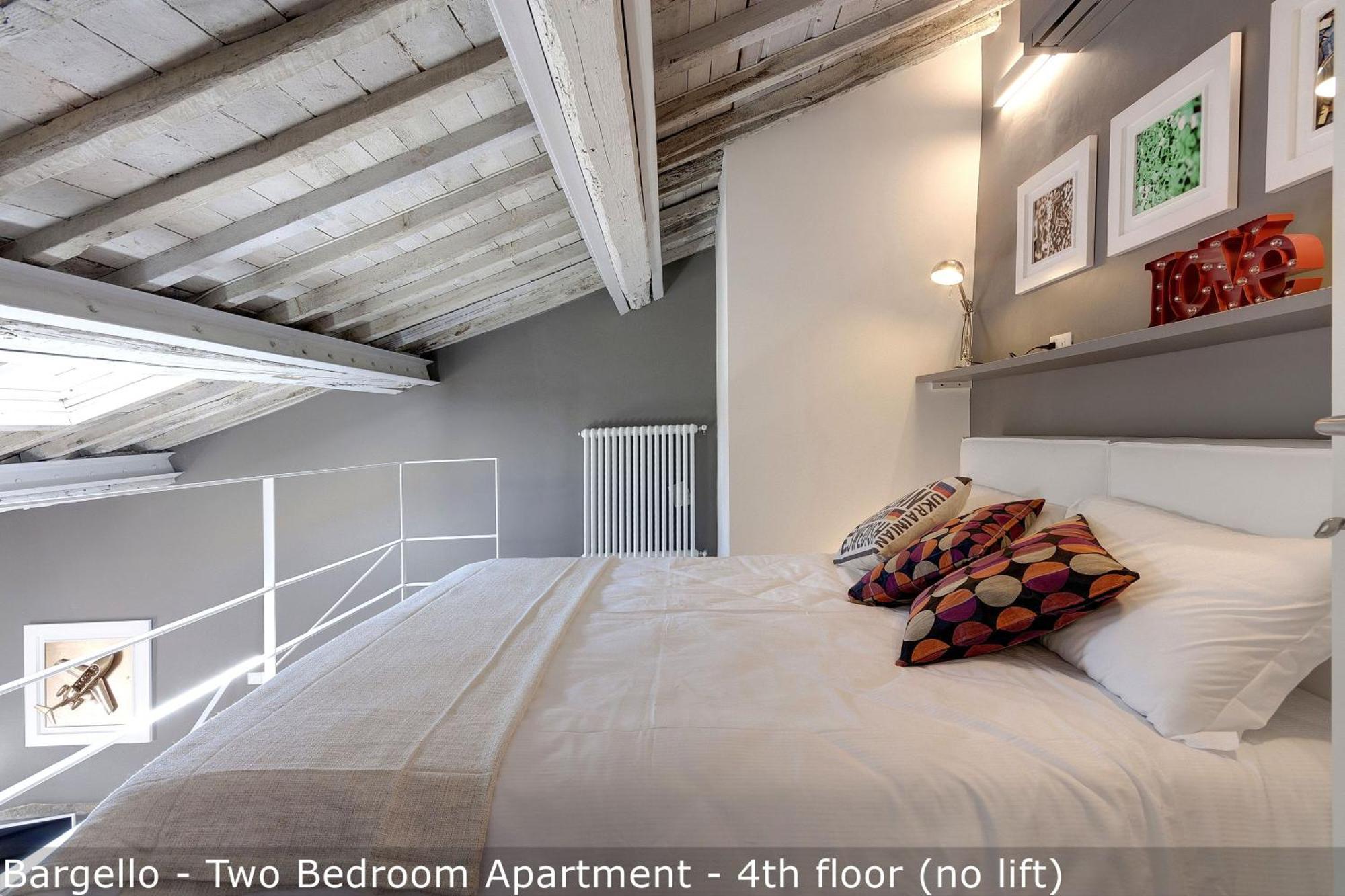 Mamo - St Elizabeth Loft